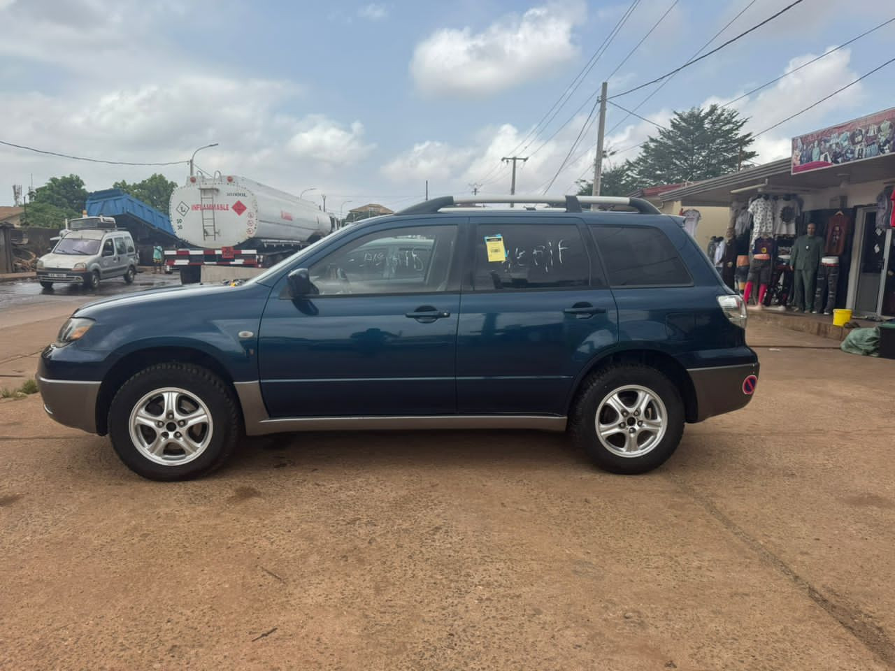 Mitsubushi outlander, Voitures, Conakry