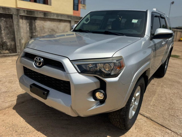 Toyota 4runner, Voitures, Conakry
