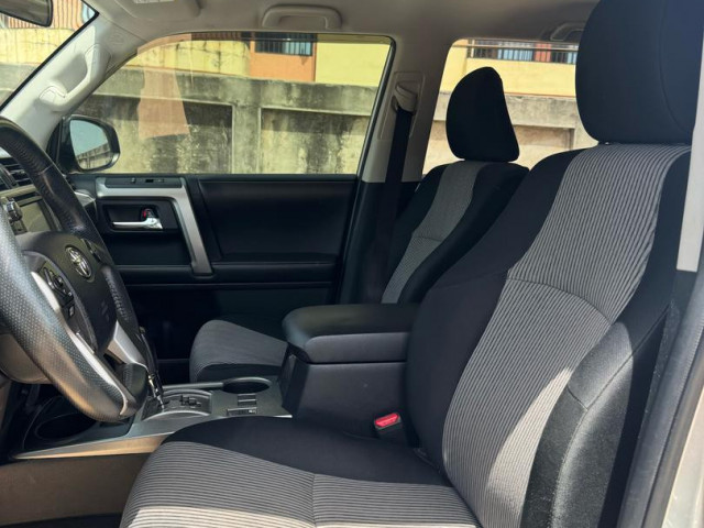 Toyota 4runner, Voitures, Conakry