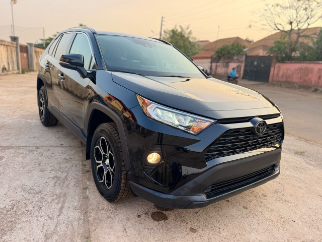 Toyota rav4, Voitures, Conakry