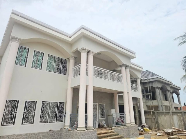 Duplex de haute qualité A vendre à Kobayah, Maisons, Conakry