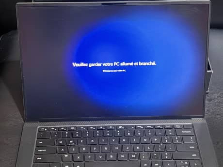 DELL XPS Gamer CORE i9, 2000Go SSD. Prix : 16500000fg, Ordinateurs - Moniteurs, Conakry