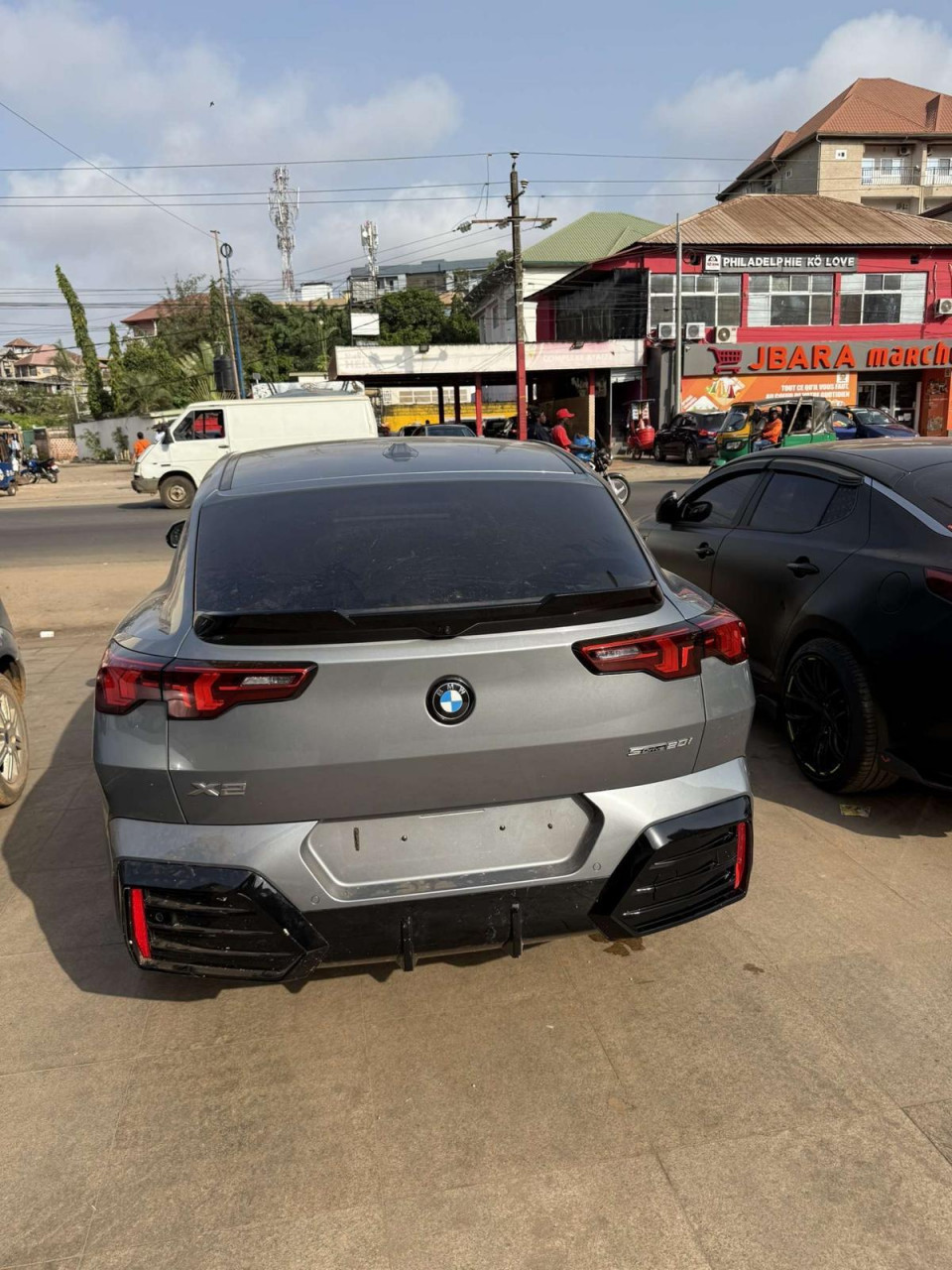 Bmw  x2, Voitures, Conakry
