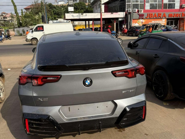 Bmw x2, Voitures, Conakry