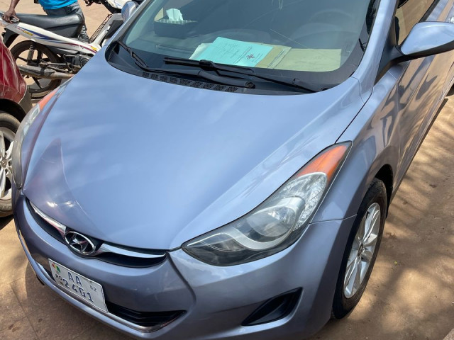 Hyundai elantra, Voitures, Conakry