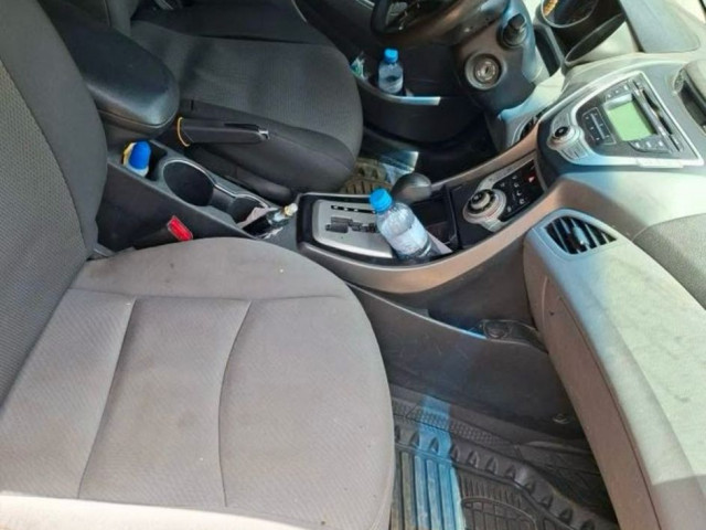 Hyundai elantra, Voitures, Conakry