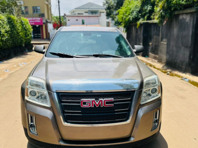 GMC Terrain, Voitures, Conakry