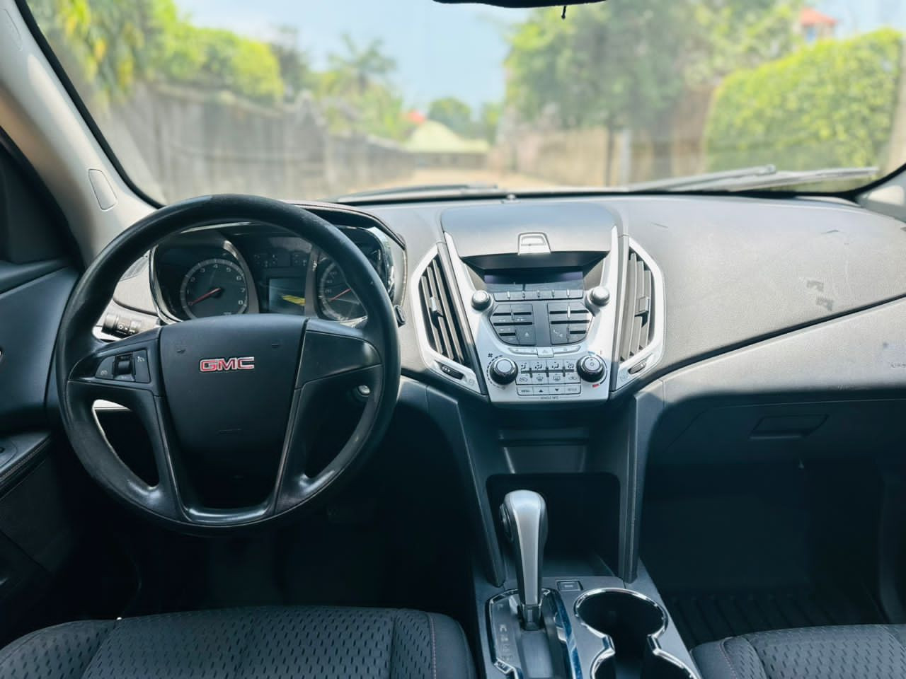 GMC Terrain, Voitures, Conakry